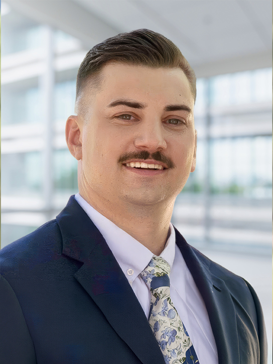 Dr. Travis Brachtenbach